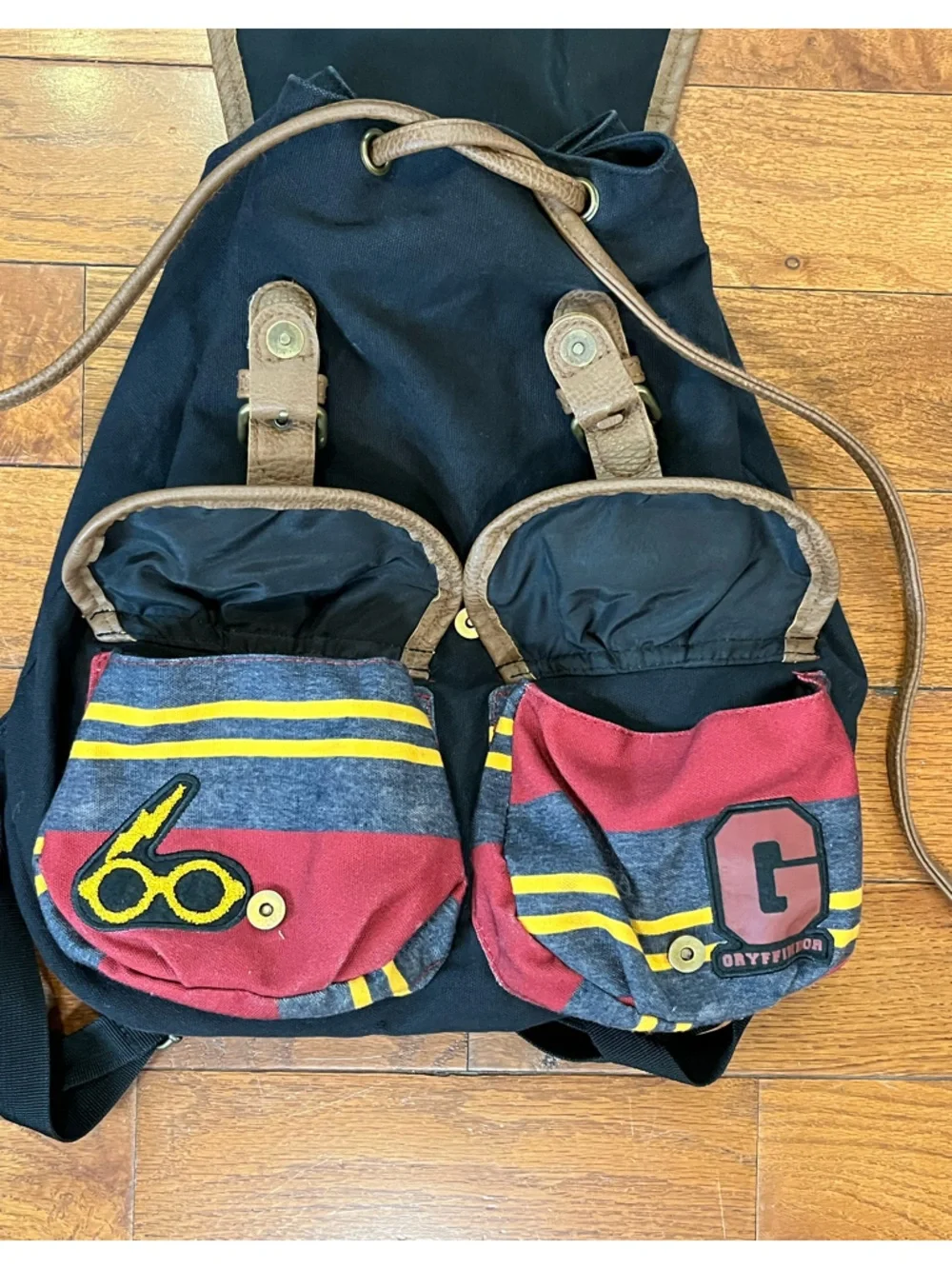 Bioworld Harry Potter Hogwarts Alumni Gryffindor Backpack